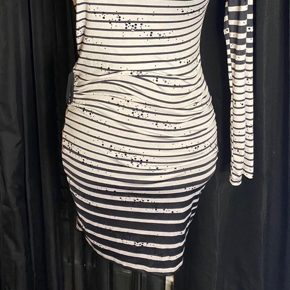 📸 Sequin B & W Dress🖤 - Picture 2 of 5